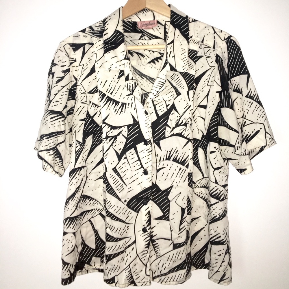 Leaf print top